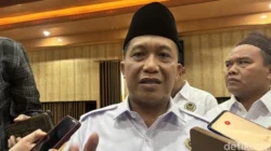 360 Biro Travel Umrah di Jatim Dipantau, Pelanggar Terancam Kehilangan Izin 3 Kepala Kanwil Kemenhaj Jatim Mahmudi menjelaskan pemantauan biro travel umrah