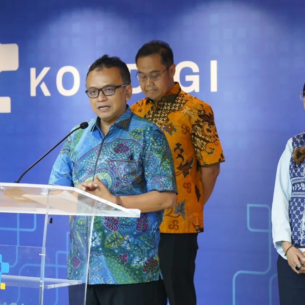 Denny Setiawan Kemkomdigi evaluasi perlindungan sisa kuota internet pelanggan operator seluler.