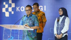 Denny Setiawan Kemkomdigi evaluasi perlindungan sisa kuota internet pelanggan operator seluler.