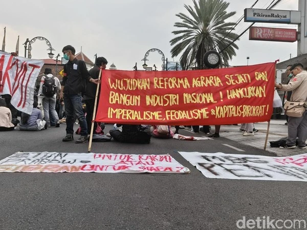 Demo di Bandung di kawasan Jalan Asia Afrika pada 20 Oktober 2026