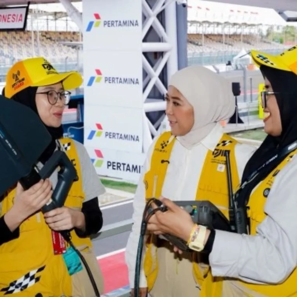 Meutya Hafid meninjau kesiapan jaringan telekomunikasi MotoGP Mandalika 2026