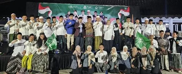 Peringatan Hari Santri Nasional 2026 di Masjid Agung Ats-Tsauroh Kota Serang bersama pemerintah, ulama, dan santri untuk mewujudkan Kota Pendidikan.