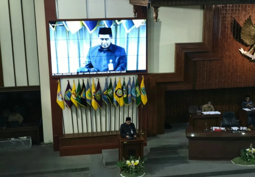 Taj Yasin dalam rapat paripurna perubahan Perda pajak dan retribusi Jawa Tengah