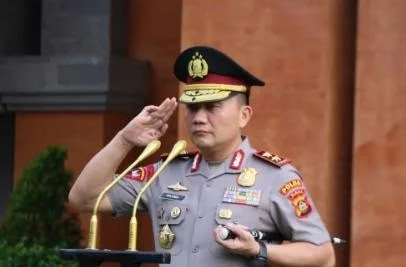 Kapolda Bali Irjen Pol. Pasma Royce memimpin upacara Hari Sumpah Pemuda ke-98 tahun 2026 di Mapolda Bali.