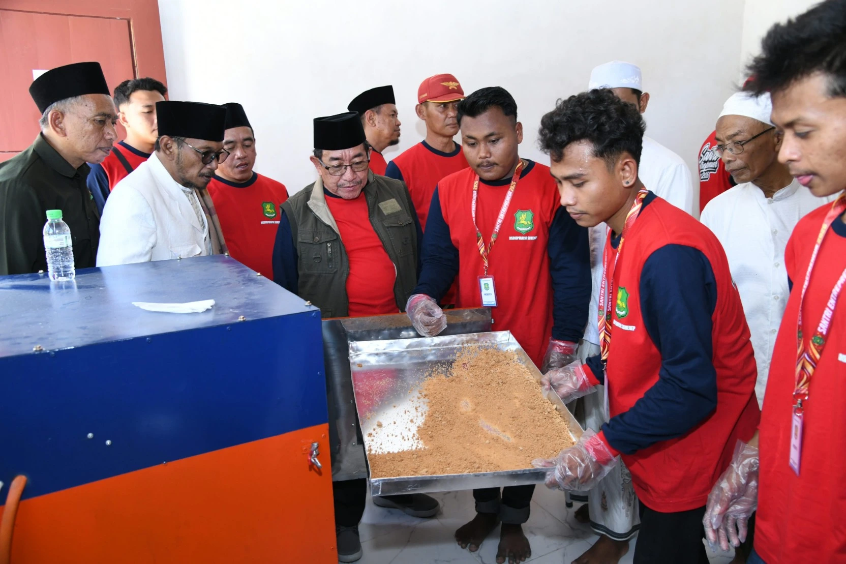 Wakil Bupati Sumenep Imam Hasyim meluncurkan Program Wirausaha Santri 2026