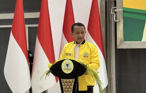 Bahlil Lahadalia menyampaikan pentingnya tindakan nyata pemimpin politik dalam acara HUT ke-62 Partai Golkar