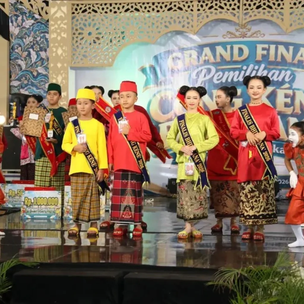 Peserta Cong Kene’ dan Bhing Ana’ Bangkalan 2026 memperkenalkan budaya dan wisata lokal di Gedung Rato Ebuh