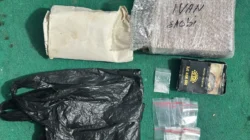 Barang bukti berupa paket berisi kristal yang diduga sabu dalam pengungkapan kasus narkotika oleh Polsek Kangean di Arjasa, Sumenep