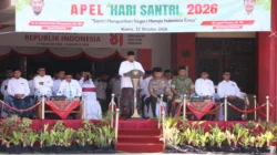 Pemkab Sumenep Perkuat Kolaborasi dengan Pesantren, Dorong Santri Berdaya dan Mandiri 3 Bupati Sumenep Achmad Fauzi Wongsojudo mendorong kolaborasi Pemkab dengan pesantren pada Hari Santri Nasional 2026