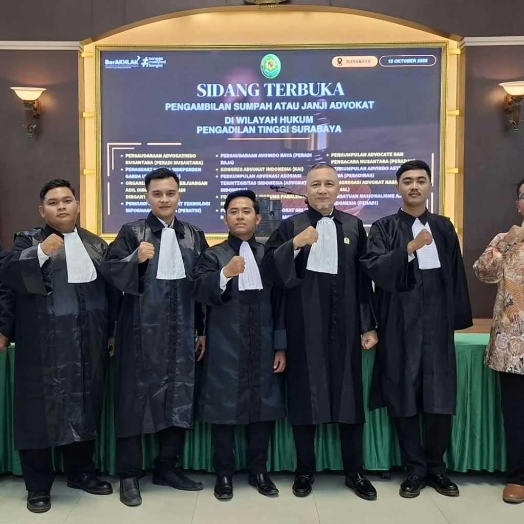 5 Advokat PERADI Dirgantara Resmi Disumpah di Surabaya