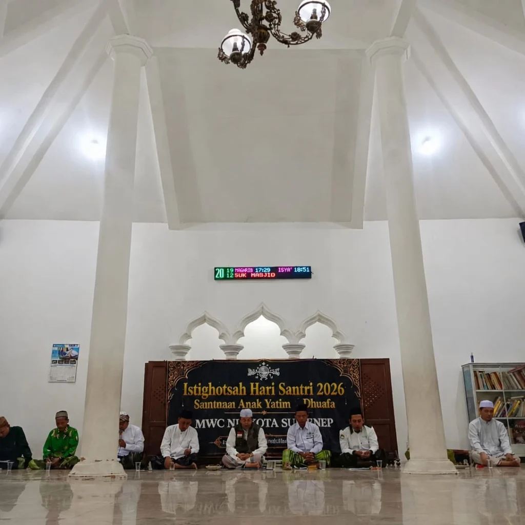 KH Ahmad Halimi: Refleksi Hari Santri Sumenep, Agama dan Negara Tak Terpisahkan 9 KH Ahmad Halimi menyampaikan refleksi Hari Santri Nasional 2026 tentang sejarah Resolusi Jihad di Sumenep