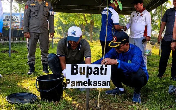 Bupati Pamekasan KH Kholilurrahman memimpin kegiatan lintas instansi di Taman Asri Kowel untuk memperkuat kebersamaan dan pembangunan daerah