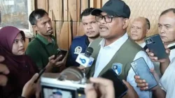Safrizal ZA meminta BPBD di Aceh mempercepat penyaluran dana stimulan rumah dan pembangunan hunian tetap bagi korban bencana.